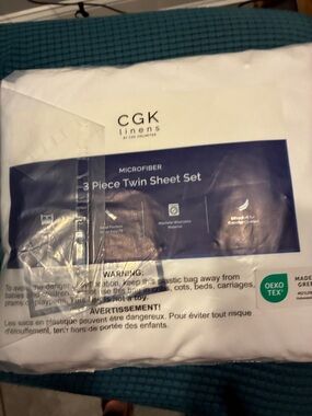 Microfiber 3-Piece Twin Sheet Set - White